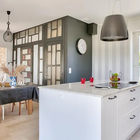 A 400m De La Plage- Terrasse- Jolie Maison Pour 5